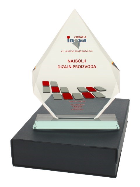 Staklo model 65092 s ukrasnom kutijom